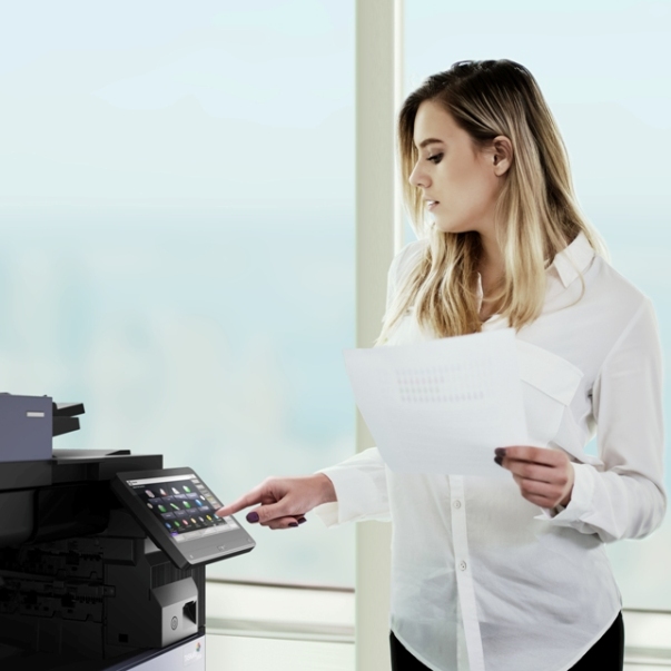 Multifunkcijska naprava Kyocera